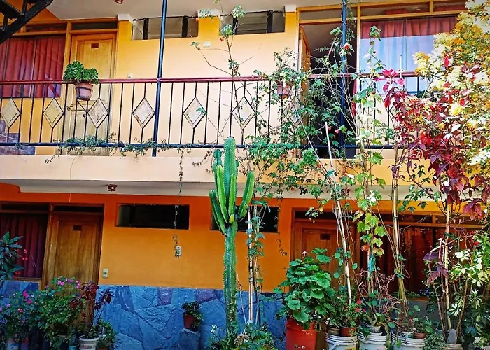Apus 3* Ollantaytambo